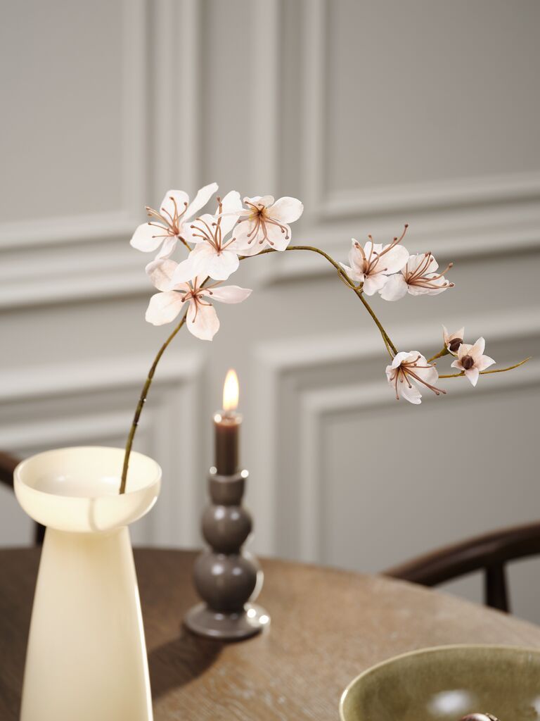 Hoa trang tr&iacute; | OLA | nhựa PE/polyester | trắng | C80cm