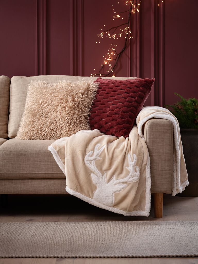 Gối trang trí | HVIDBLOMME | polyester | đỏ | R45xD45cm