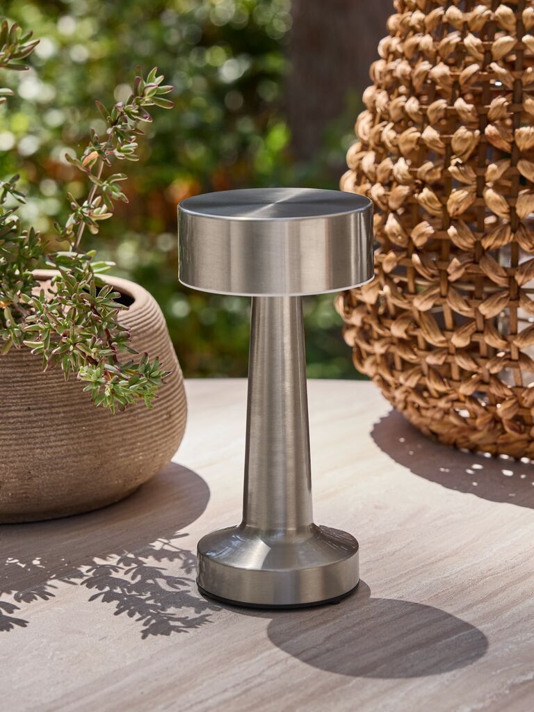 Đ&egrave;n trang tr&iacute; | MUSVIT | nhựa ABS/th&eacute;p | m&agrave;u chrome | &Oslash;11xC21cm