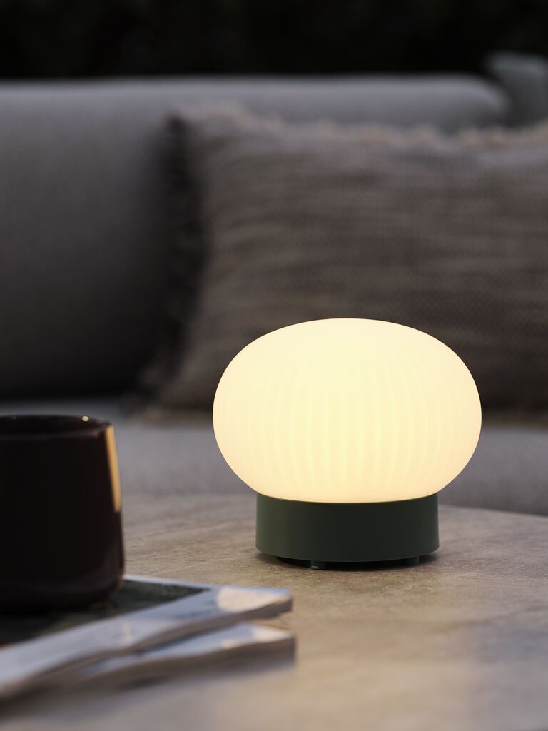 Đ&egrave;n trang tr&iacute; | STORFUGL | nhựa ABS/PE | trắng/xanh l&aacute; đậm | &Oslash;15xC10cm
