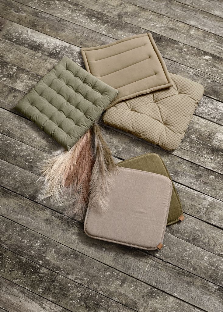 Đệm ngồi | LOMME | polyester | xanh lá | R38xD38xC2cm