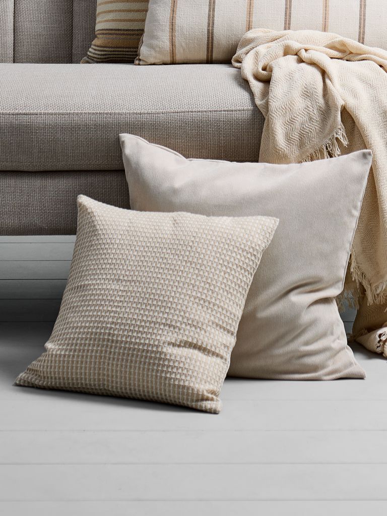 Gối tựa lưng | KORNBLOMST | polyester/cotton | be | R50xD70cm