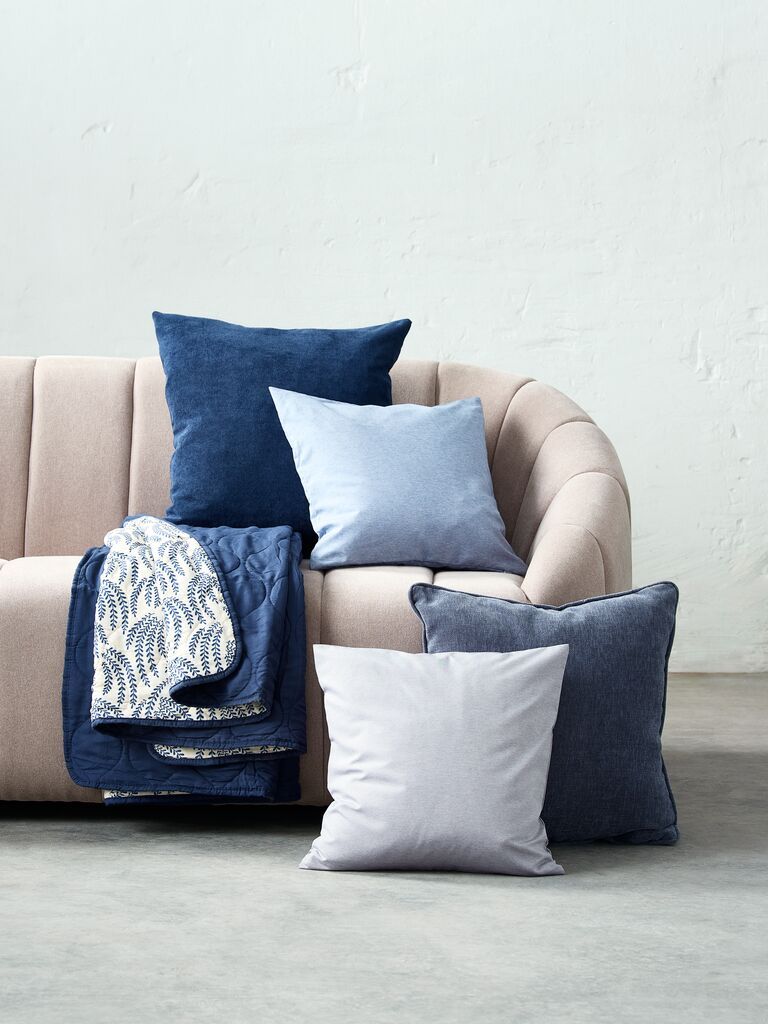 Vỏ gối trang trí | GULAKS | polyester | xám | R40xD40cm