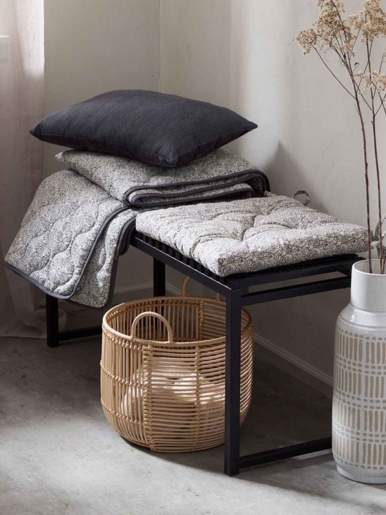 Đệm ngồi | SKAVGRAS | cotton | be | R40xD40xC4cm