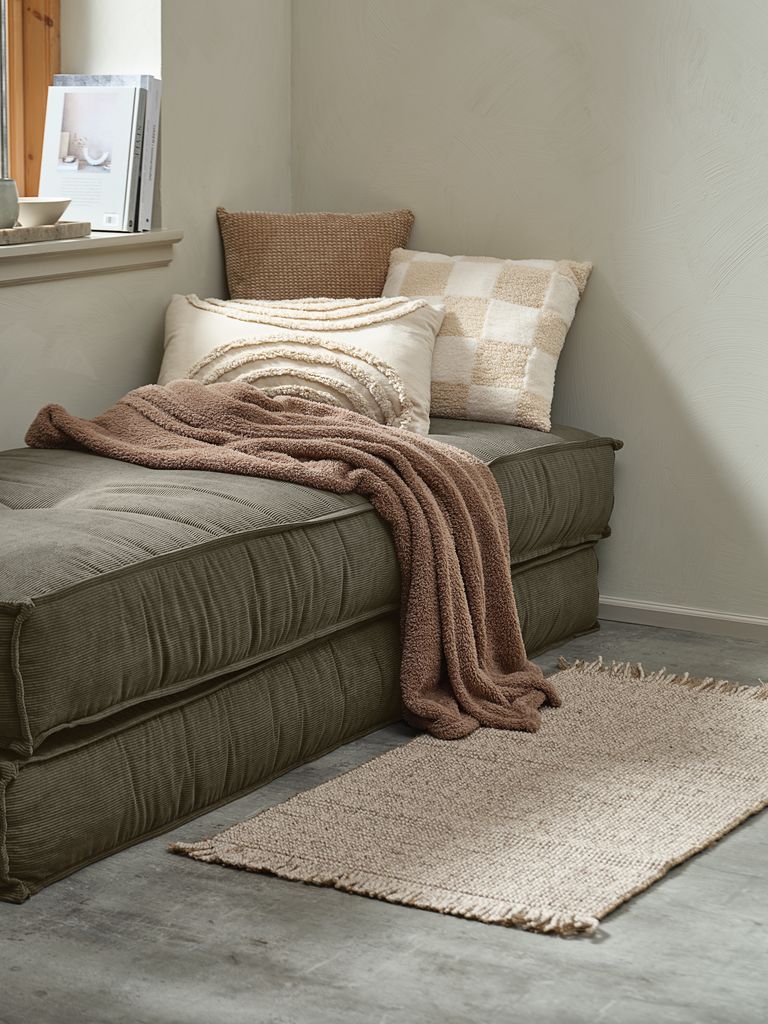 Gối trang trí | SKOGFIOL | polyester | nâu | R45xD45cm