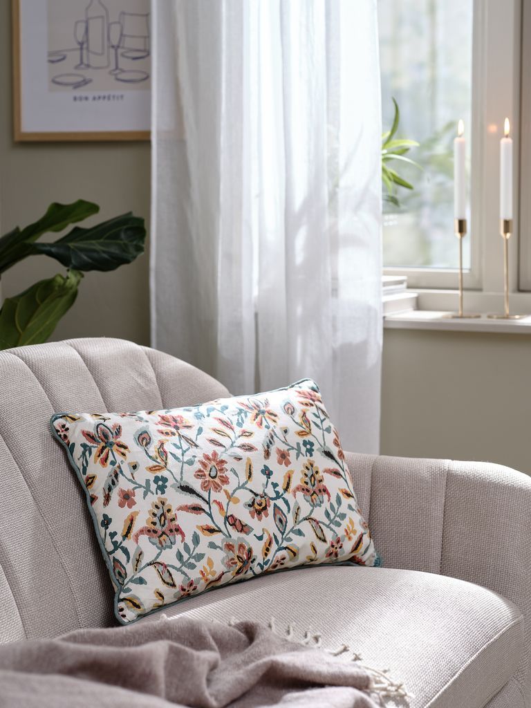 Gối trang trí | KAMILLE | polyester | nhiều màu | R35xD50cm