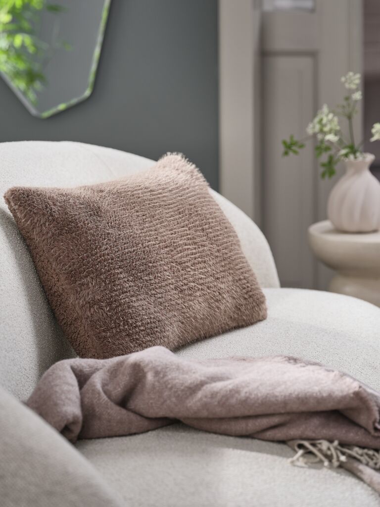 Gối trang trí | VINTEREIK | polyester | nâu | R35xD50cm