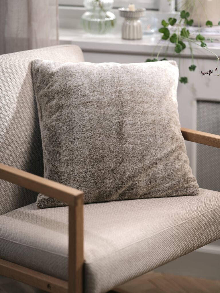 Vỏ gối trang trí | SMYLE | polyester | nâu | R50xD50cm