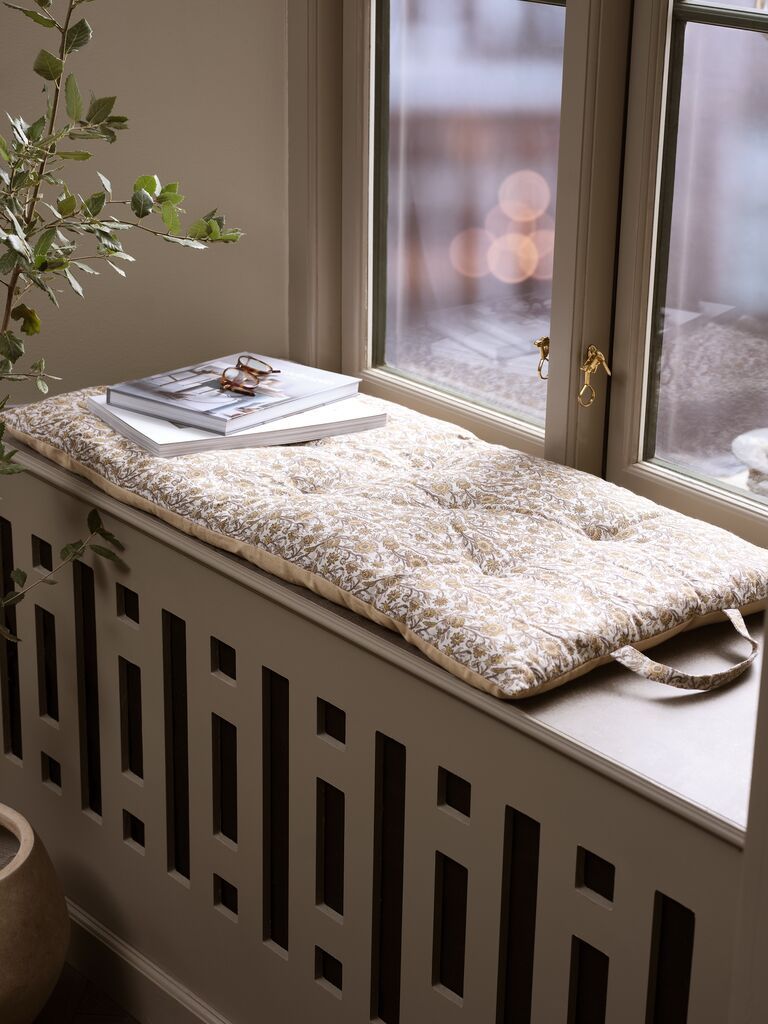 Đệm ngồi | HENGEVING | cotton | nhiều m&agrave;u | R45xD100xC6cm