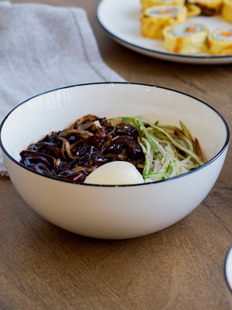 Tô | nID | sứ | trắng bóng viền đen | Ø17xC7cm