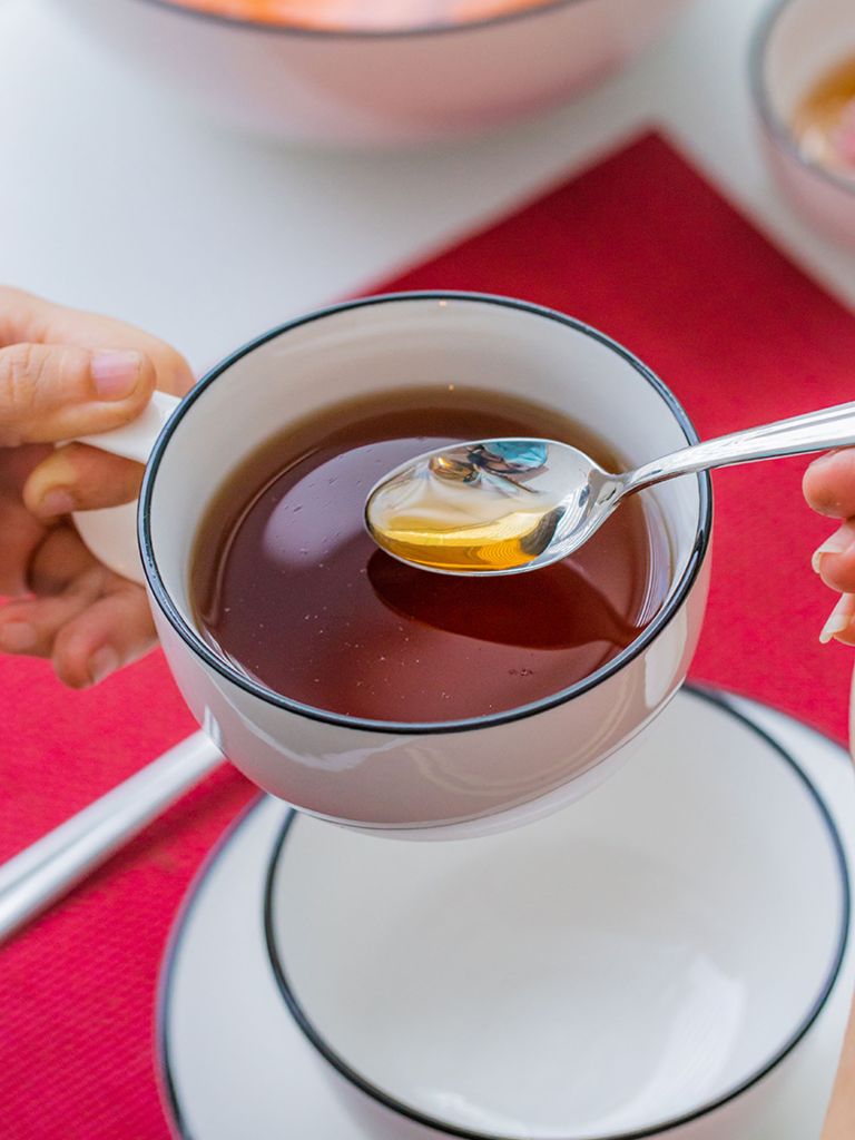 Bộ tách trà | nID | sứ trắng bóng viền đen | R10.3xD12.7xC5.9cm/Ø16.5xC2.2cm