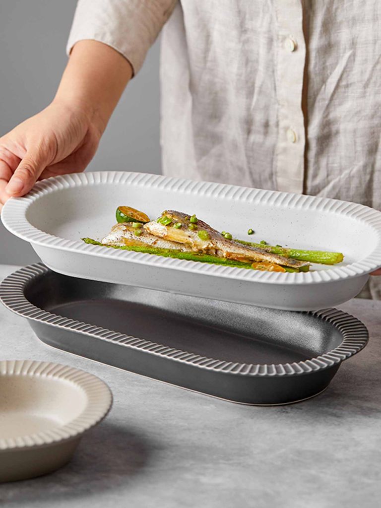 Đĩa | MAGNUS | gốm | xám nhạt | R14.5xD31.7xC4cm