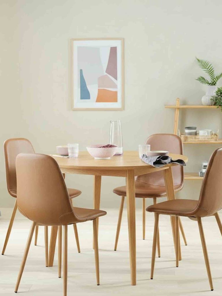 Bộ bàn ăn MARSTRAND Ø110 sồi + JONSTRUP cognac